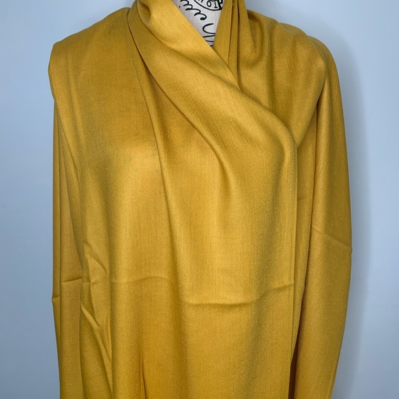 Pashmina - Picture 3 of 8